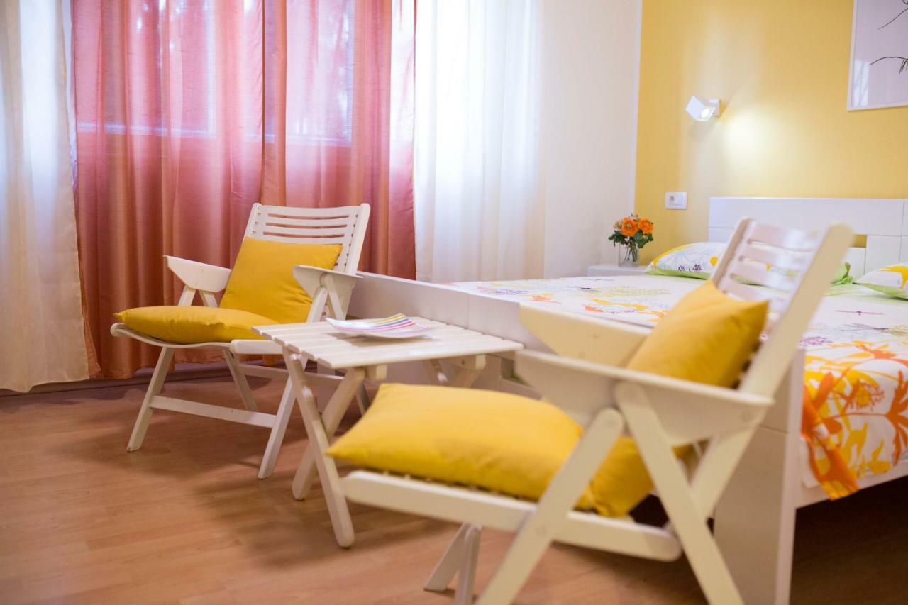 Sunshine Split Apartment Bagian luar foto